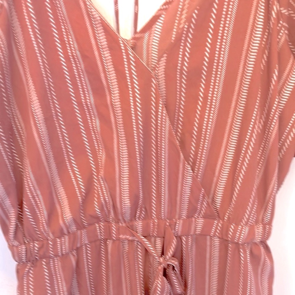 ⭐️INDULGE Romper, XL, Mauve/White Striped/Flutter Sleeves, Classy & Fun! 💕 - Picture 3 of 13